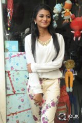 Rakshita at Green Signal Movie Press Meet